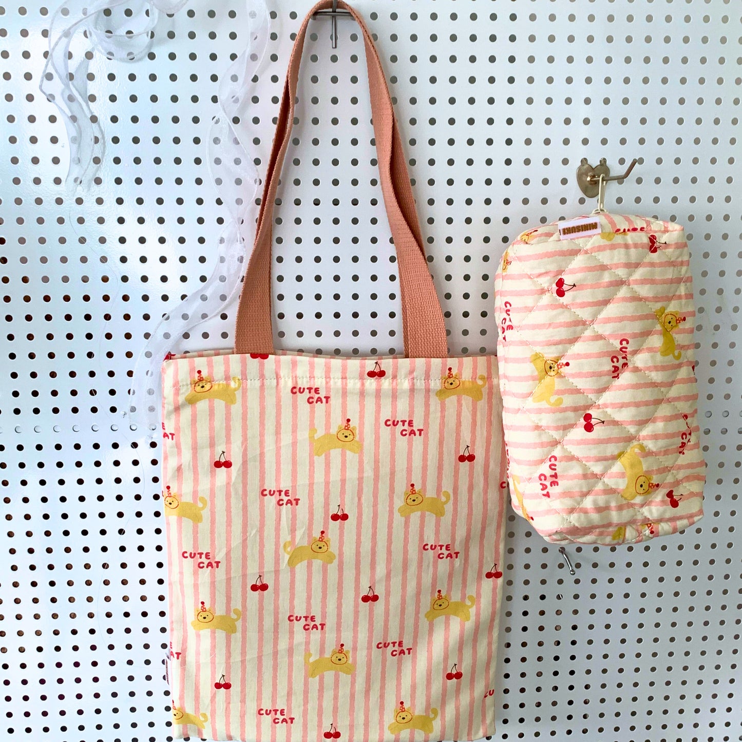 Trousse de toilette Miaous et cerisettes- Chat kawaï