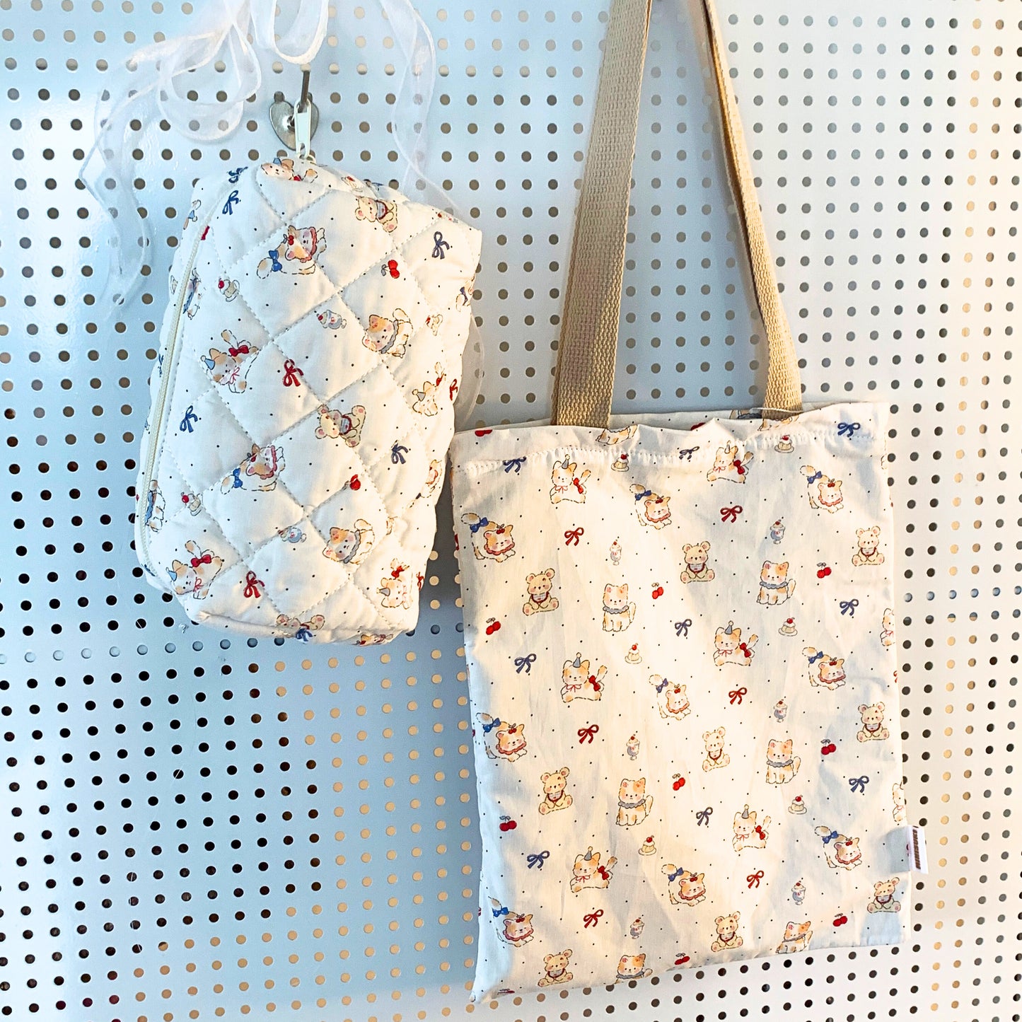 Trousse de toilette Ronrons chats et oursons Kawaï